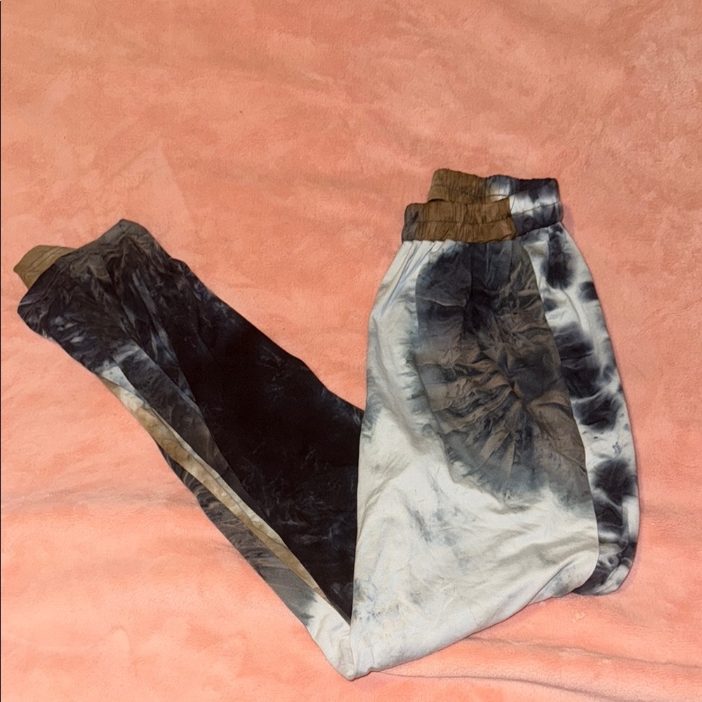 Ashley Blue Women’s Tie-Dye Style Cuffed Pants - Size M